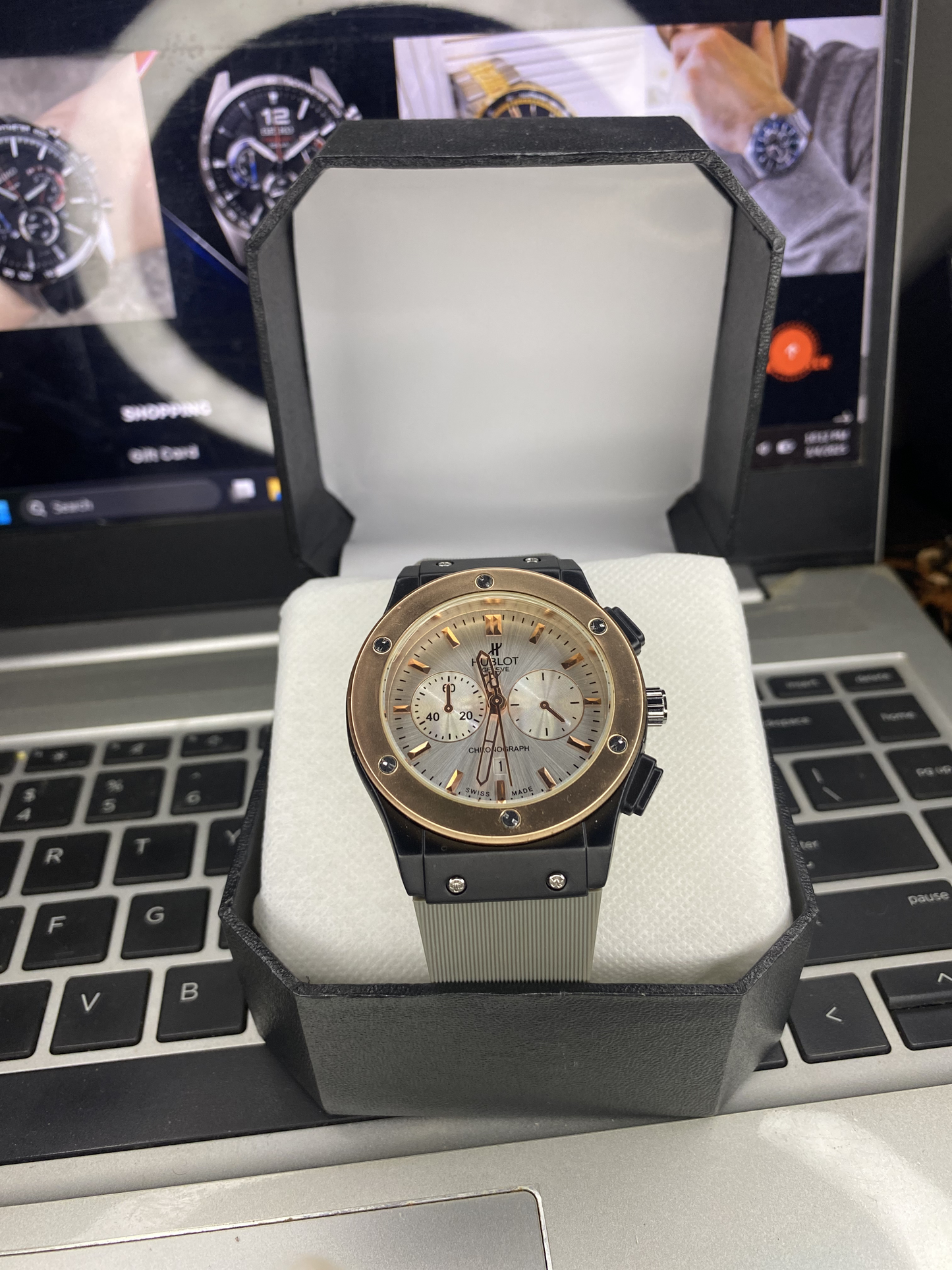 Hublot big bang chronograph solid rose gold, Black